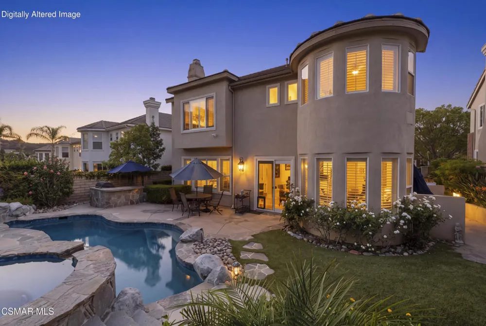 6167 Deerhill Road Oak Park, CA 91377