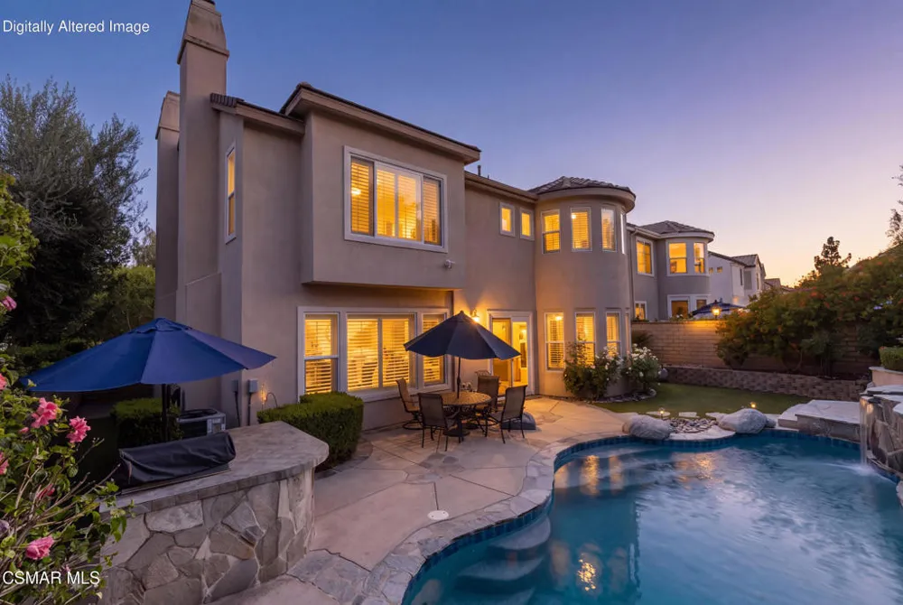 6167 Deerhill Road Oak Park, CA 91377
