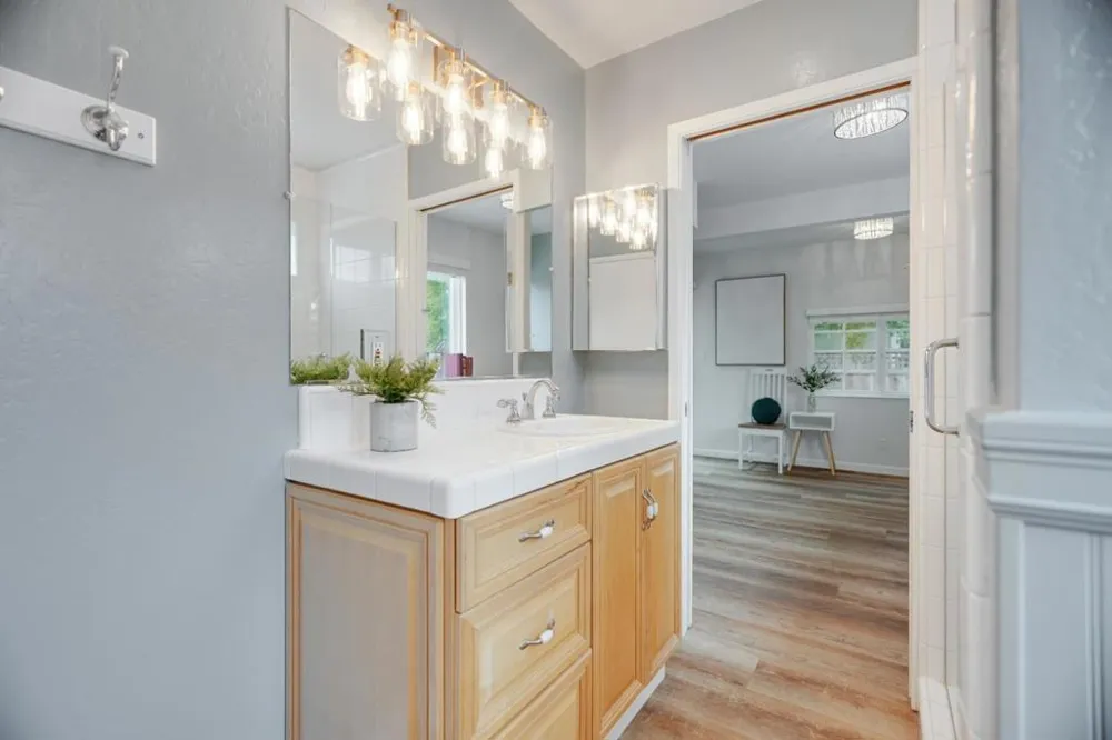 709 Gilroy Drive Capitola, CA 95010