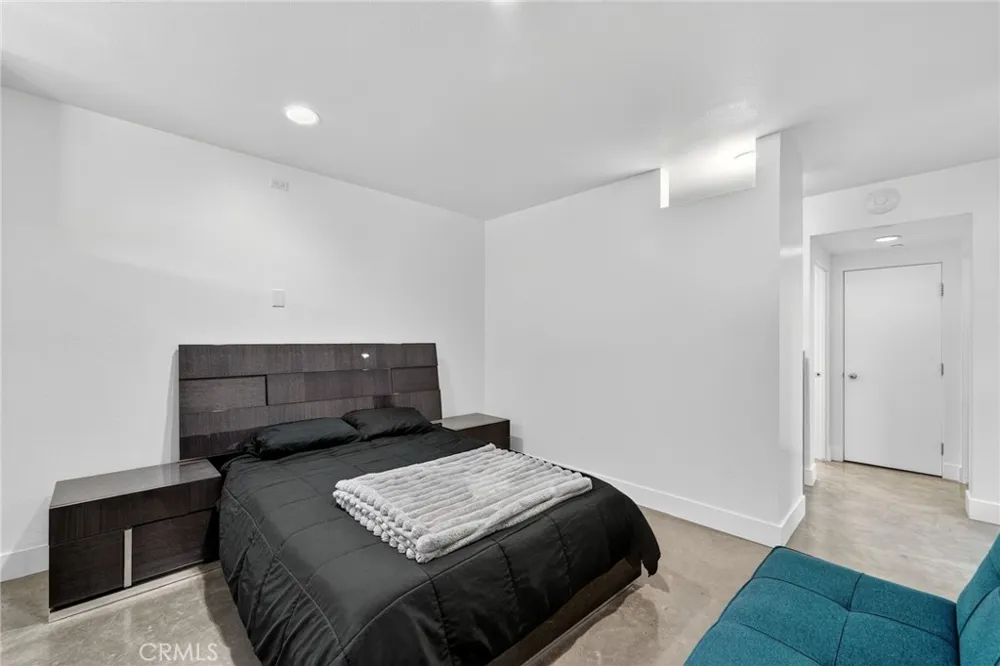 1418 Innes Place Venice, CA 90291