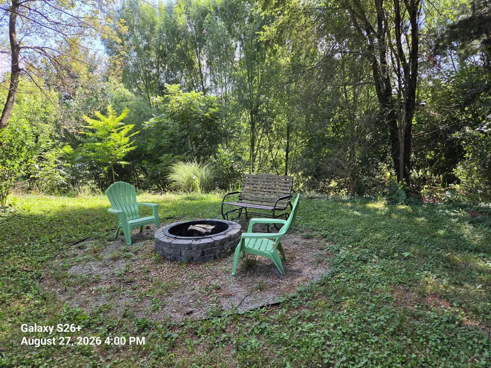 516 Hillcrest Road Niles, MI 49120