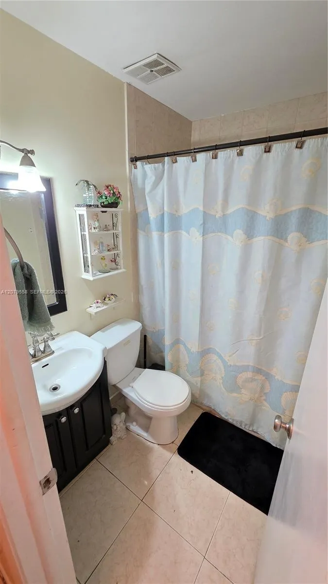 15619 SW 73rd Cir Ter #10-8 Miami, FL 33193