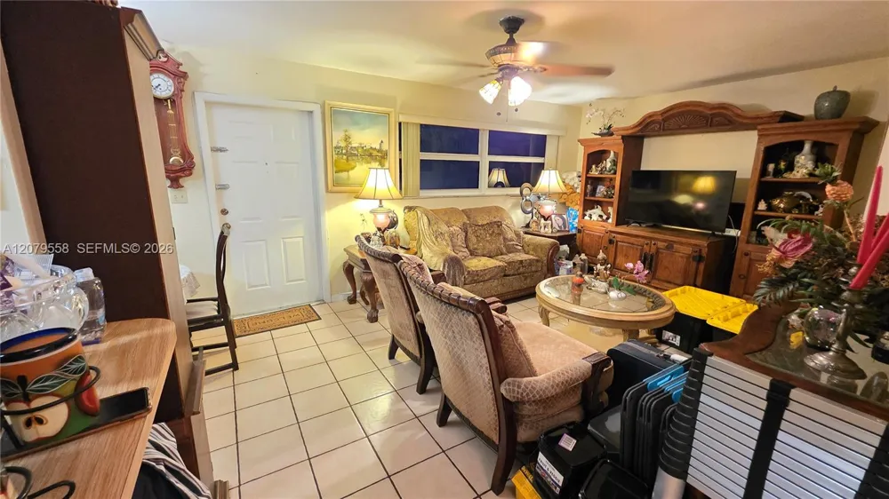 15619 SW 73rd Cir Ter #10-8 Miami, FL 33193