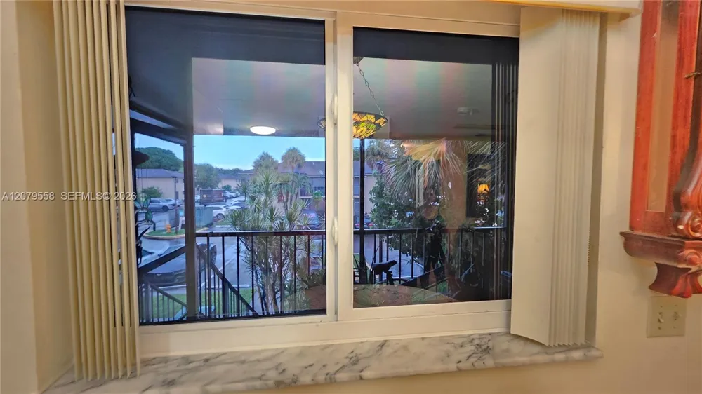 15619 SW 73rd Cir Ter #10-8 Miami, FL 33193