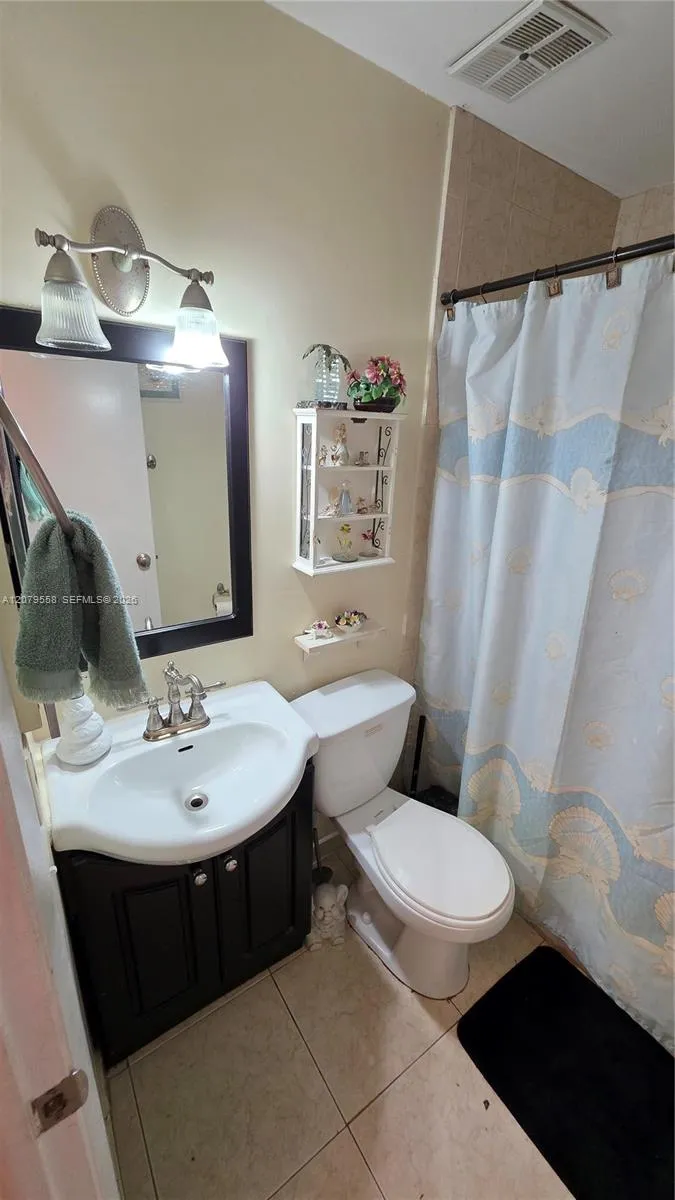 15619 SW 73rd Cir Ter #10-8 Miami, FL 33193