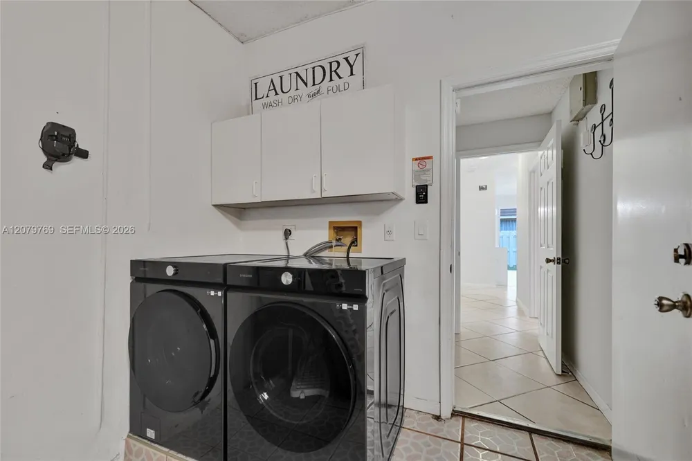 16227 NW 19th St Pembroke Pines, FL 33028