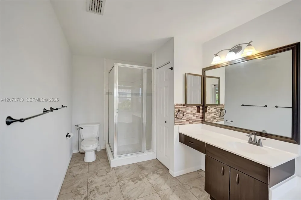 16227 NW 19th St Pembroke Pines, FL 33028