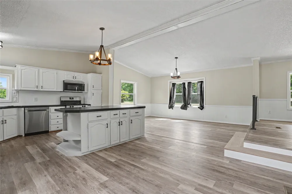 5782 Valley Road Skiatook, OK 74070