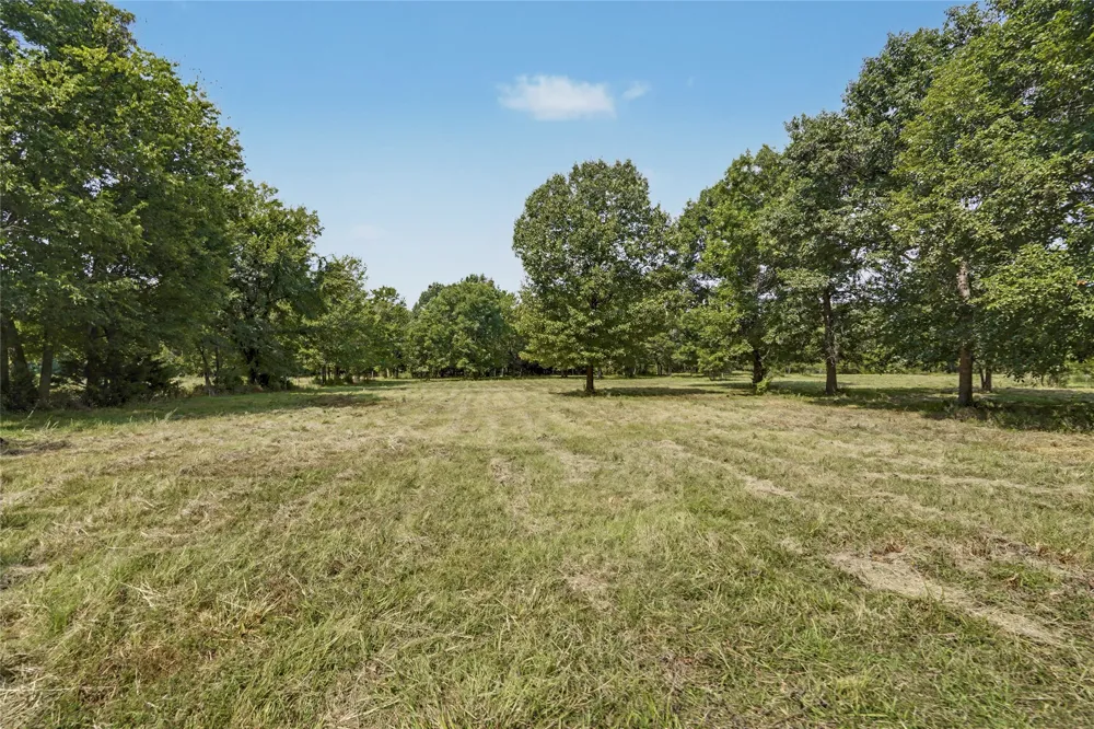 5782 Valley Road Skiatook, OK 74070