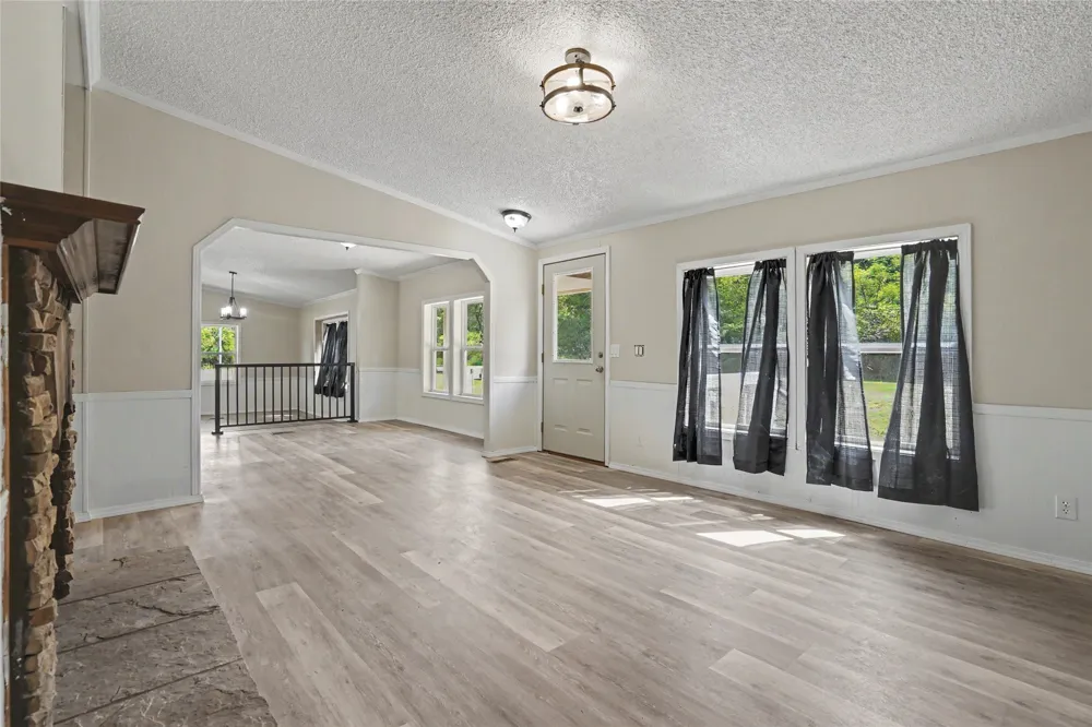 5782 Valley Road Skiatook, OK 74070