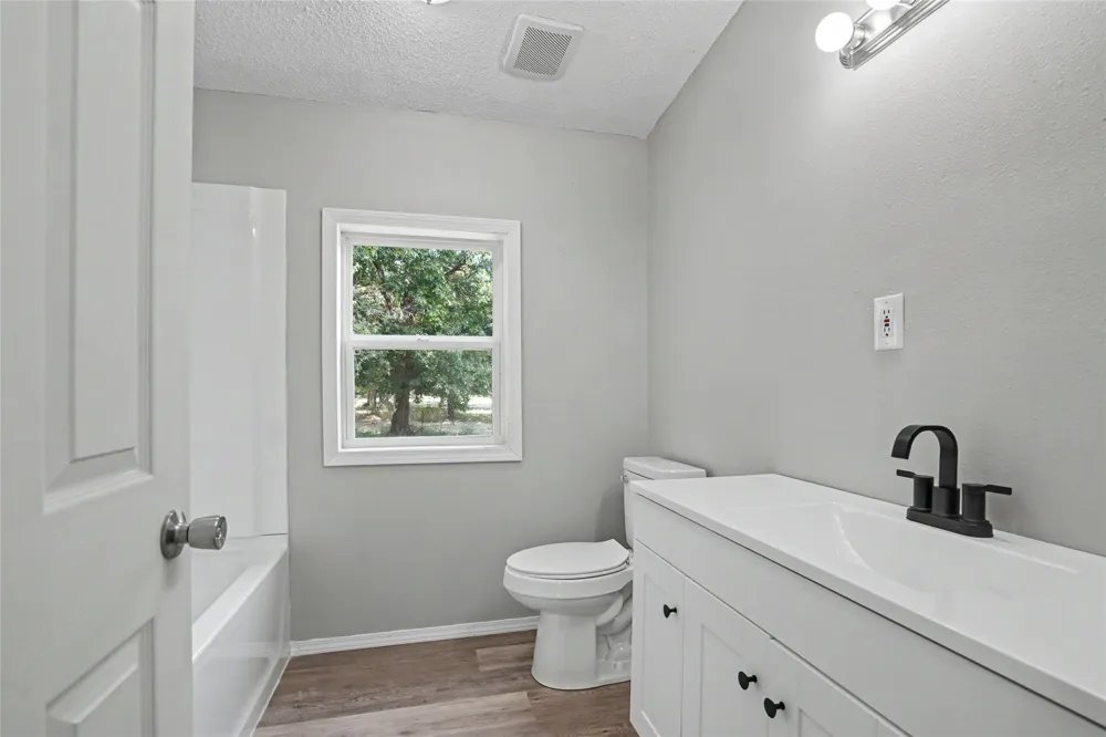 5782 Valley Road Skiatook, OK 74070