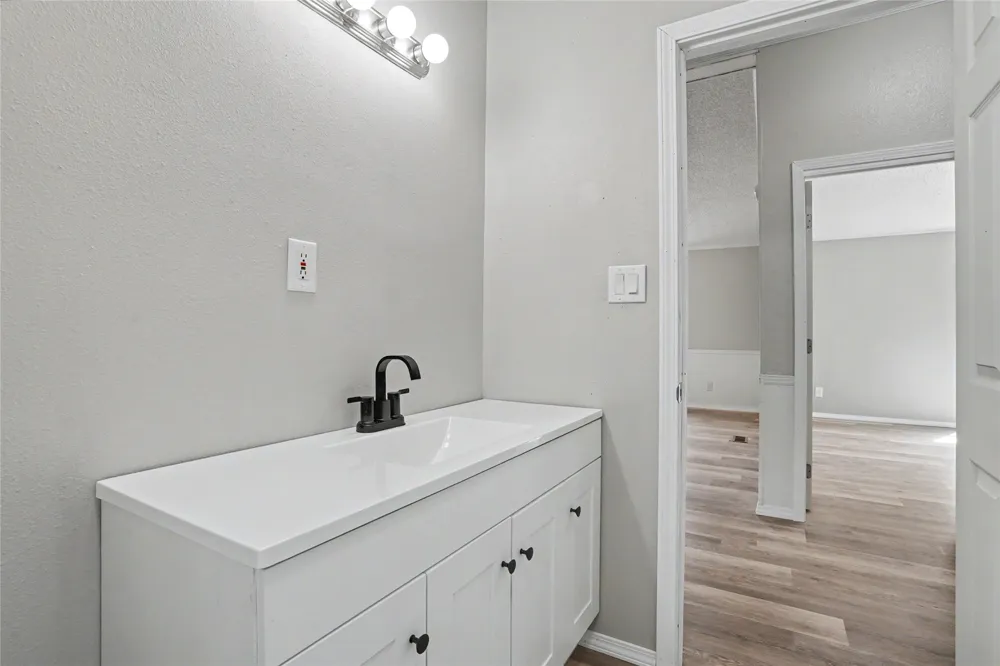 5782 Valley Road Skiatook, OK 74070