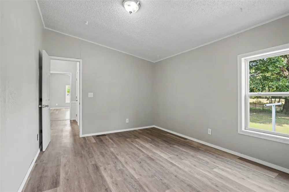 5782 Valley Road Skiatook, OK 74070