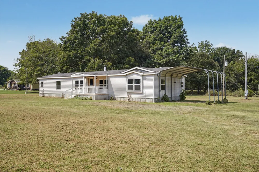 5782 Valley Road Skiatook, OK 74070