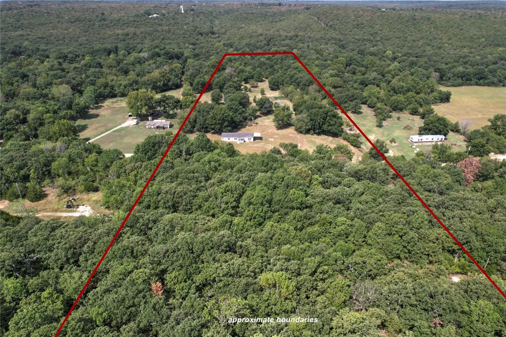 5782 Valley Road Skiatook, OK 74070