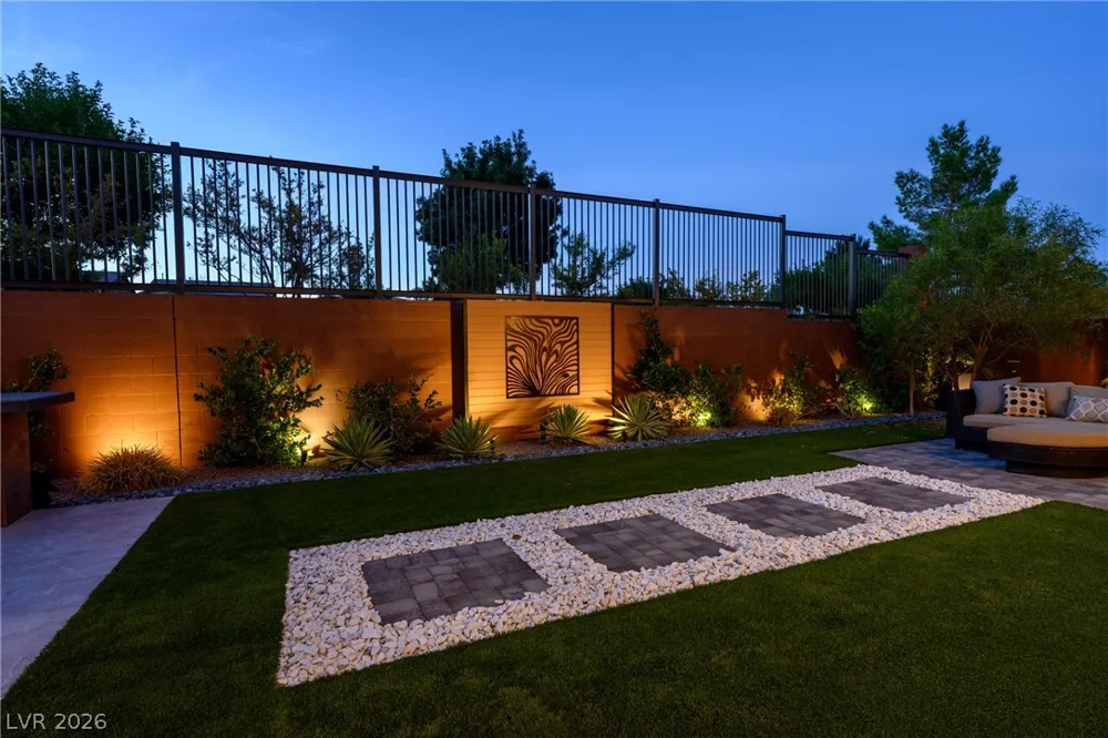 10518 Calico Terrace Avenue Las Vegas, NV 89135
