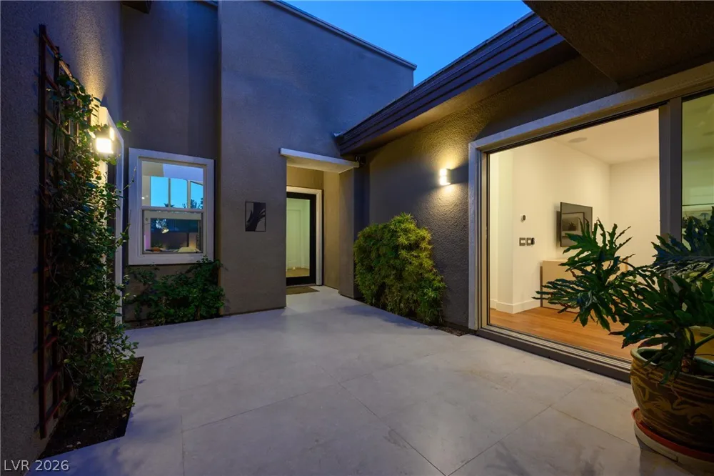 10518 Calico Terrace Avenue Las Vegas, NV 89135