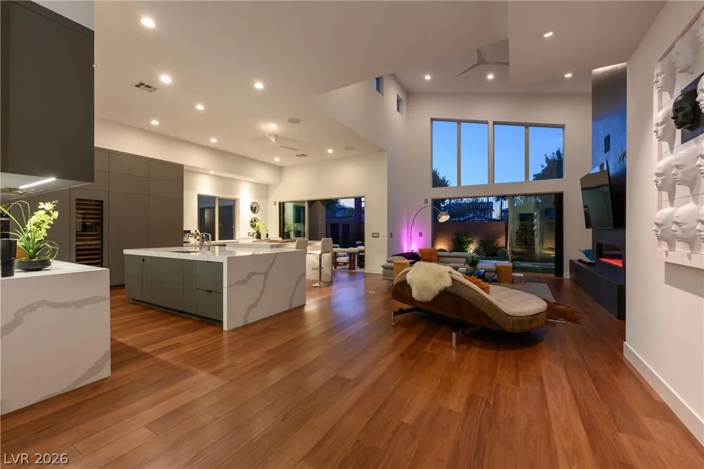 10518 Calico Terrace Avenue Las Vegas, NV 89135