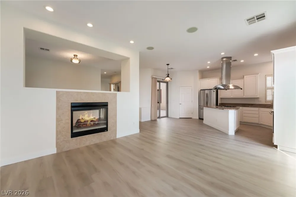 9157 Tudor Park Place Las Vegas, NV 89145