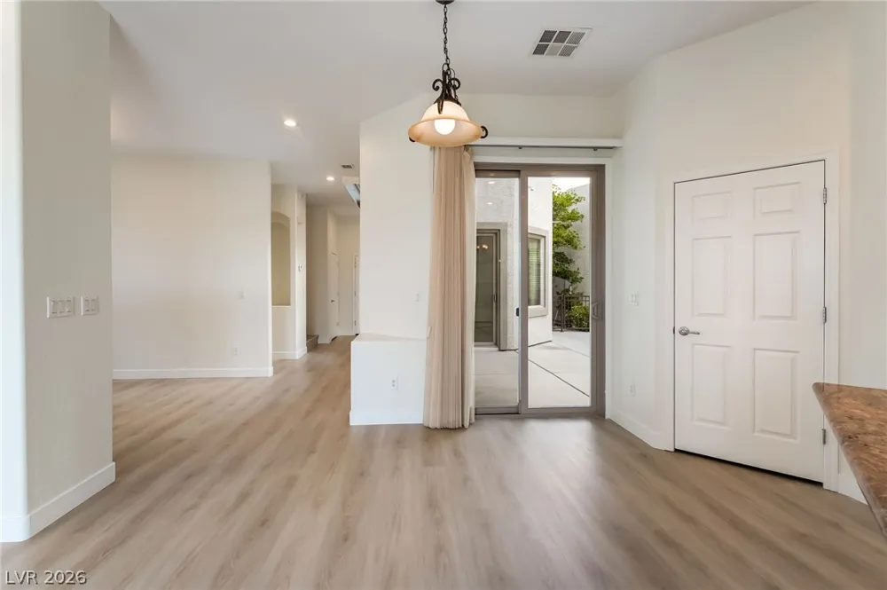 9157 Tudor Park Place Las Vegas, NV 89145