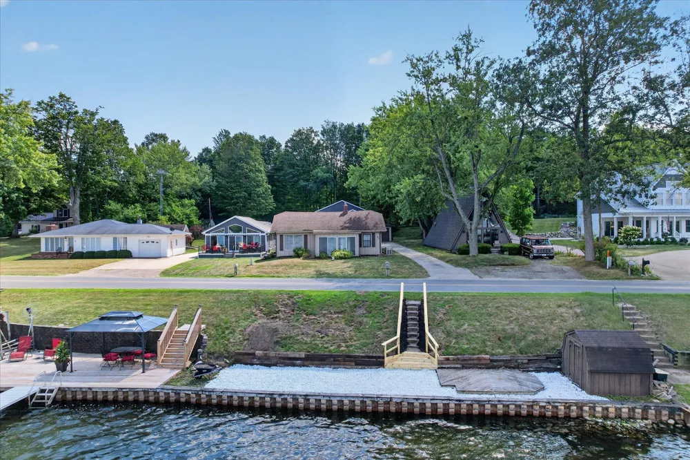 60 E Hickory Road Johnstown Township, MI 49017