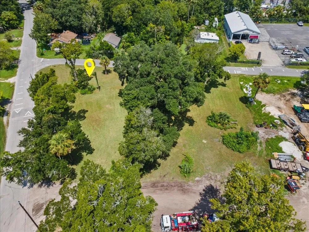 919 TOMOKA RD Daytona Beach, FL 32117