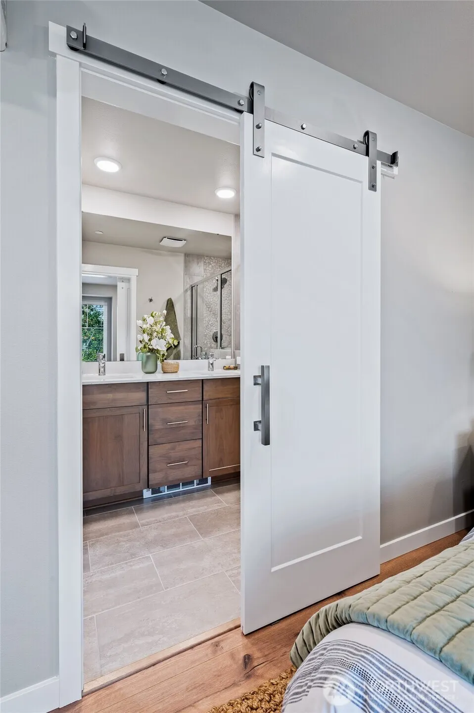14424 Madison Way #J2 Lynnwood, WA 98087