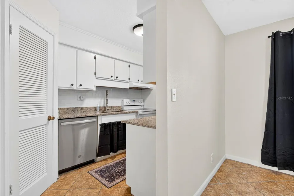 4507 9TH STREET W #E3 Bradenton, FL 34207