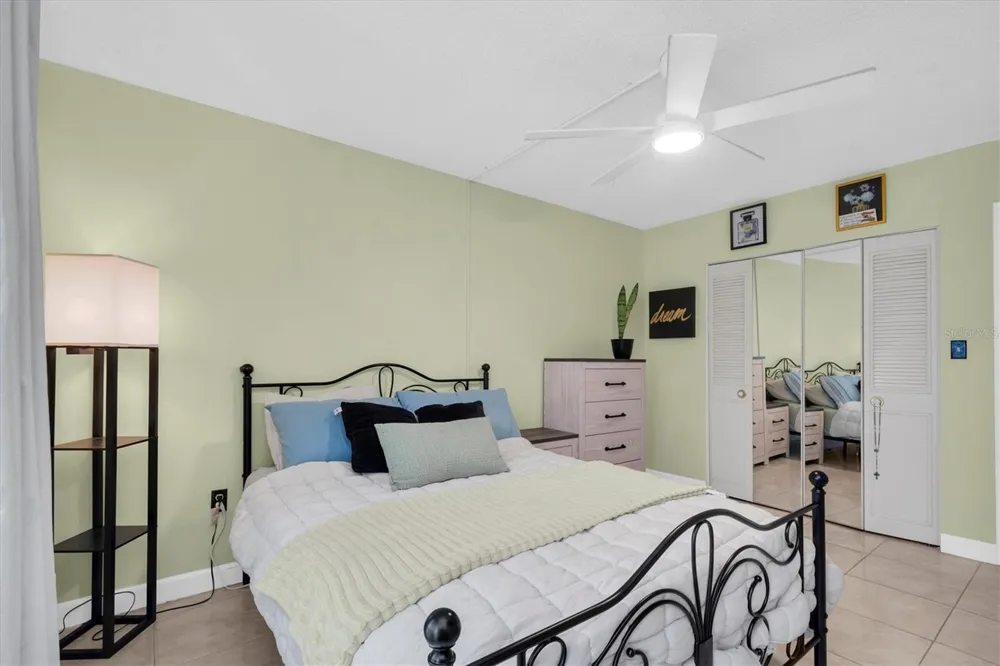 1655 S HIGHLAND AVENUE #J194 Clearwater, FL 33756