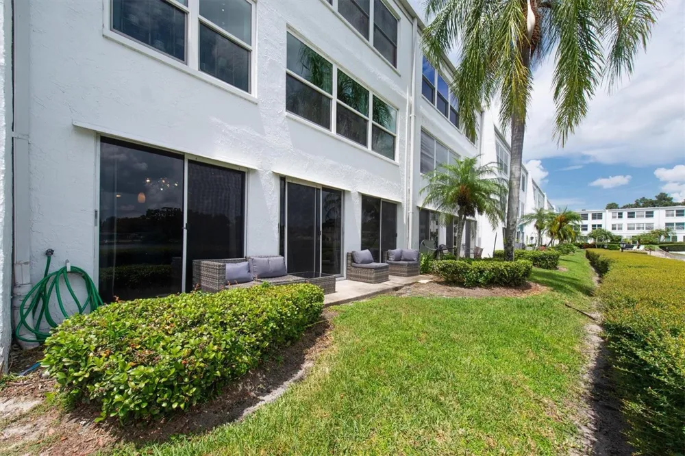 1655 S HIGHLAND AVENUE #J194 Clearwater, FL 33756