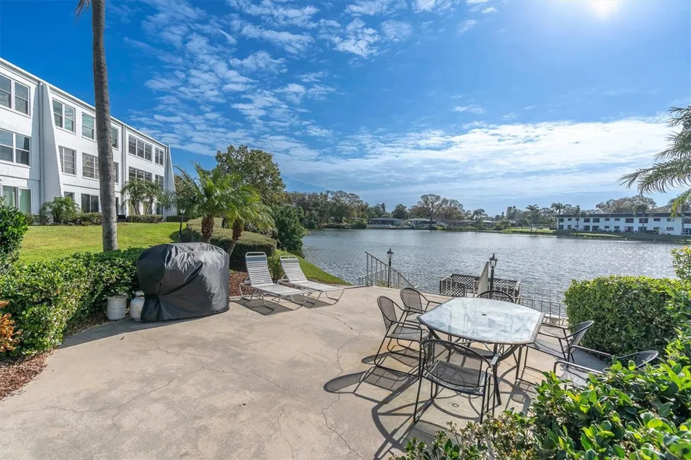 1655 S HIGHLAND AVENUE #J194 Clearwater, FL 33756