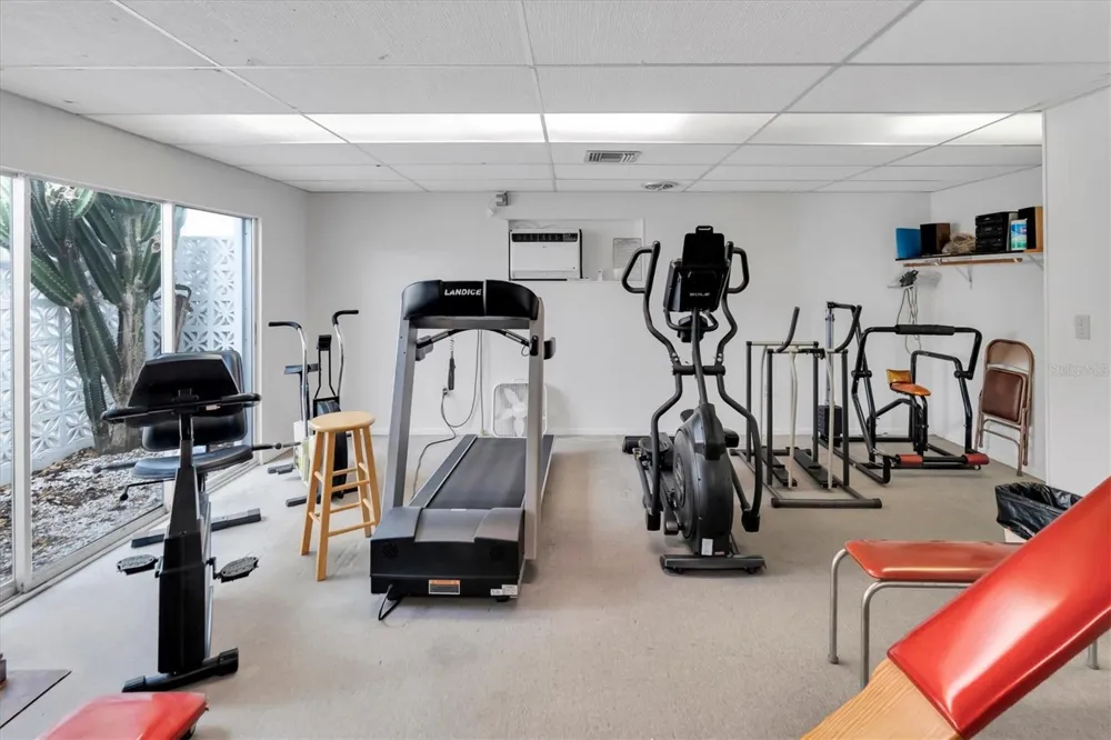 1655 S HIGHLAND AVENUE #J194 Clearwater, FL 33756