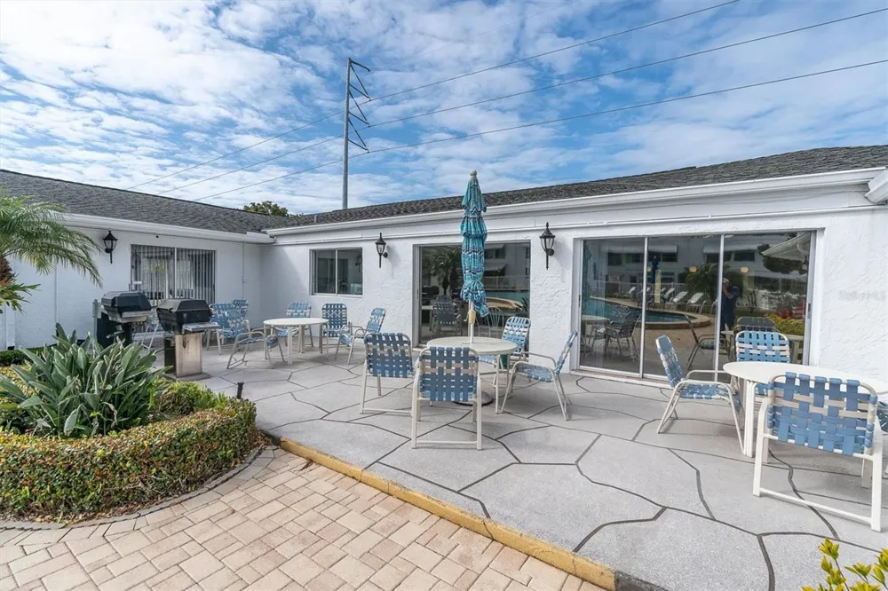 1655 S HIGHLAND AVENUE #J194 Clearwater, FL 33756