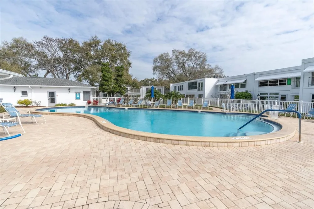 1655 S HIGHLAND AVENUE #J194 Clearwater, FL 33756