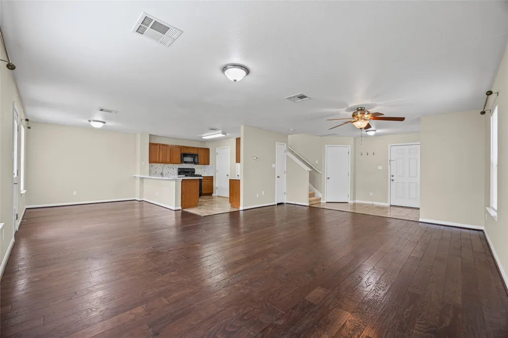 198 Black Forest Buda, TX 78610