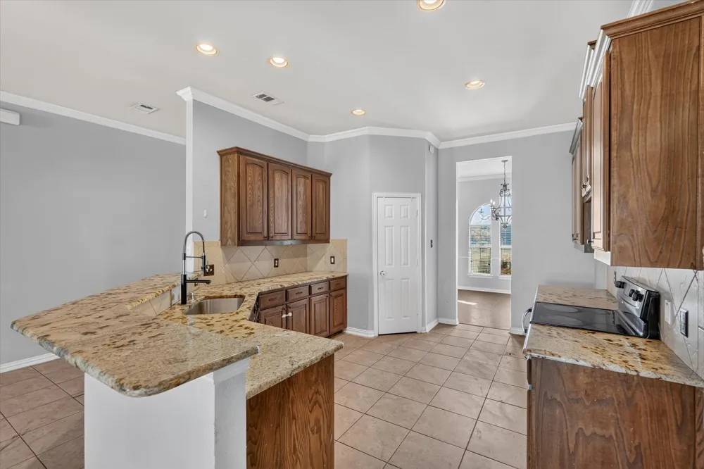 10231 Bantry Lane Forney, TX 75126