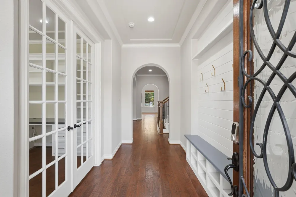 126 E Cove View Trail The Woodlands, TX 77389