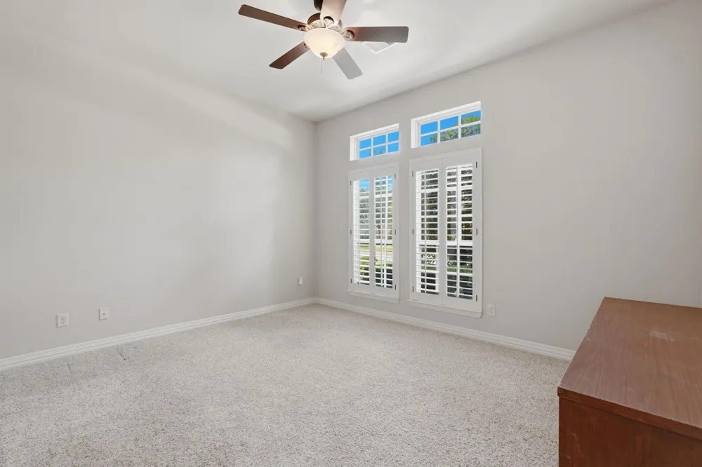 126 E Cove View Trail The Woodlands, TX 77389