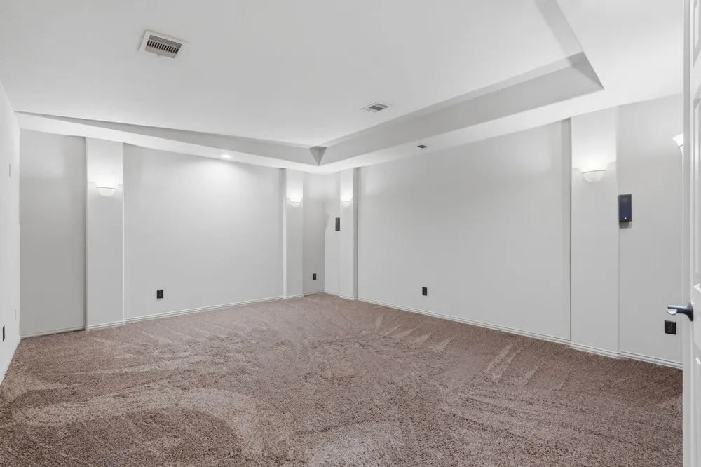 126 E Cove View Trail The Woodlands, TX 77389
