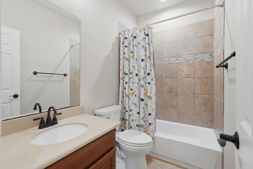 126 E Cove View Trail The Woodlands, TX 77389