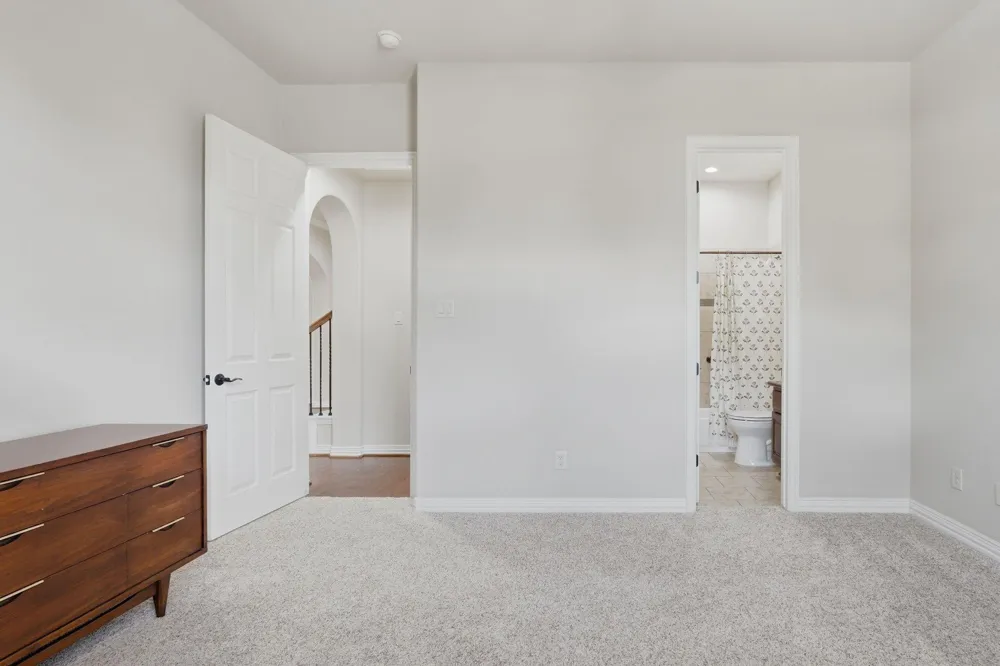 126 E Cove View Trail The Woodlands, TX 77389