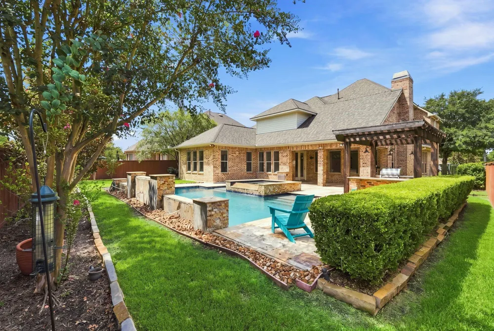 126 E Cove View Trail The Woodlands, TX 77389
