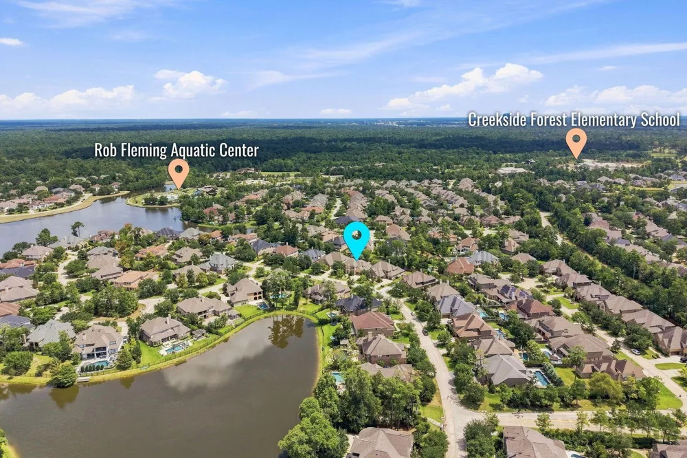 126 E Cove View Trail The Woodlands, TX 77389