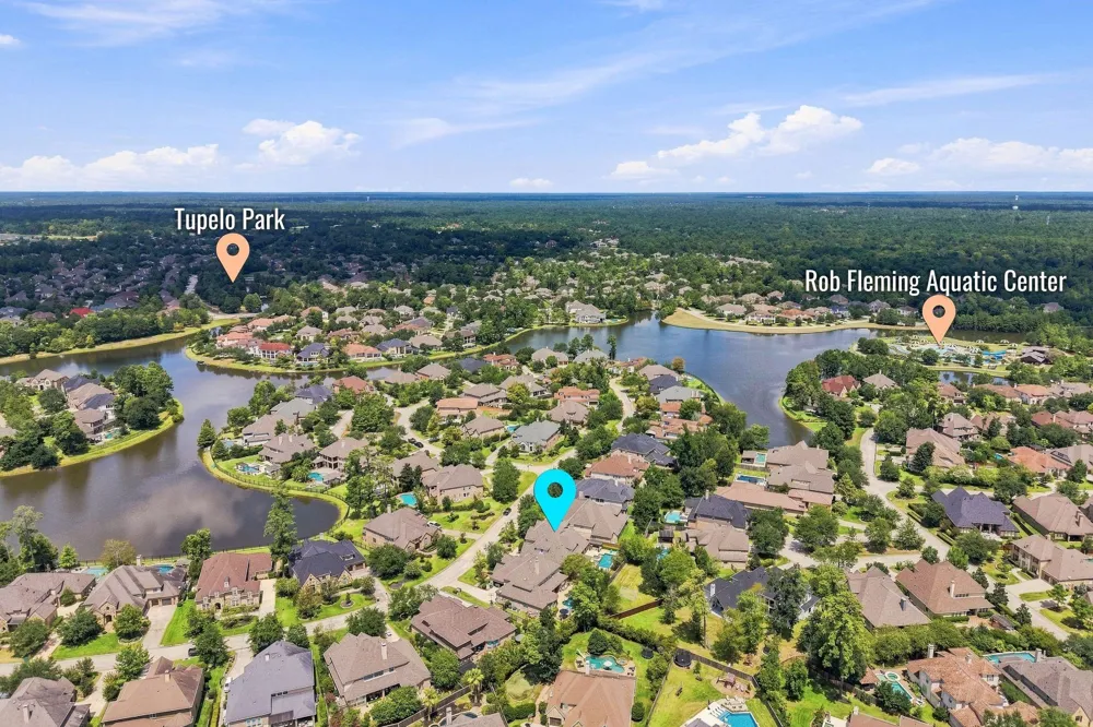 126 E Cove View Trail The Woodlands, TX 77389