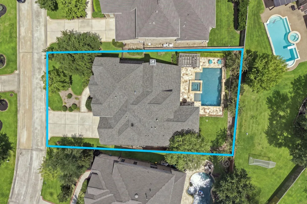 126 E Cove View Trail The Woodlands, TX 77389
