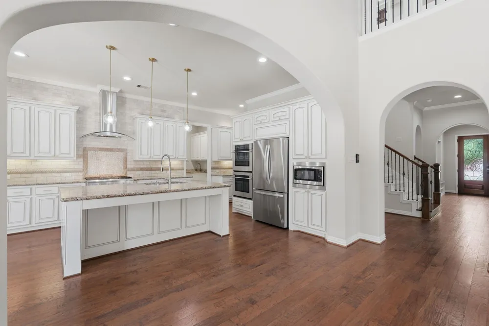 126 E Cove View Trail The Woodlands, TX 77389