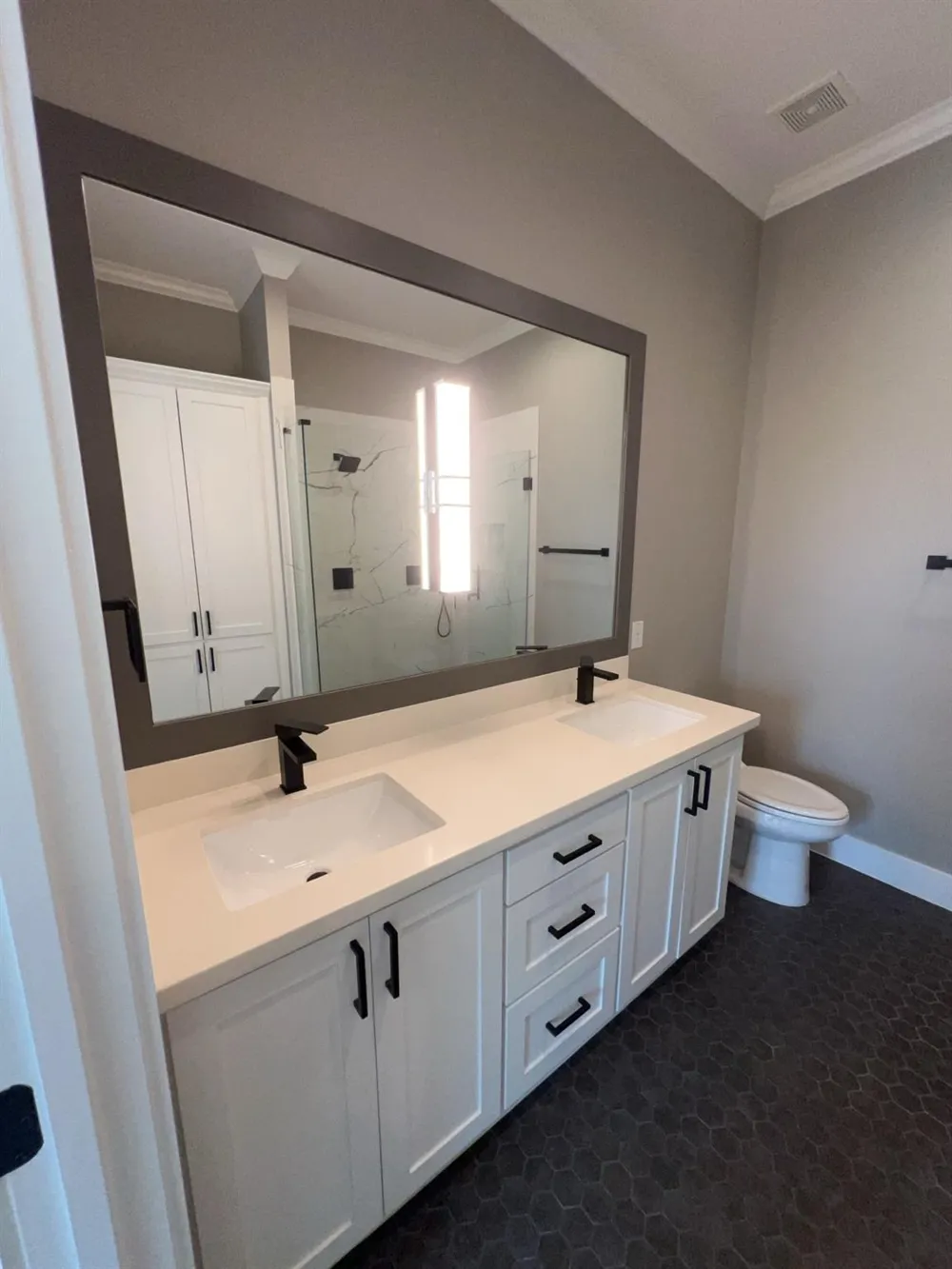 1423 Holly Street Houston, TX 77007