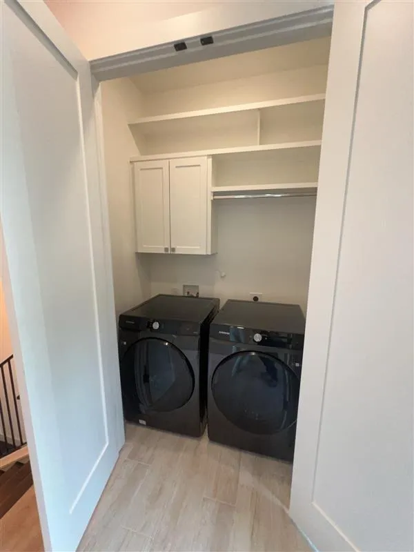 1423 Holly Street Houston, TX 77007