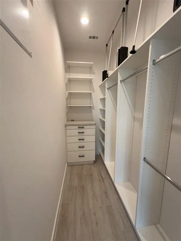1423 Holly Street Houston, TX 77007
