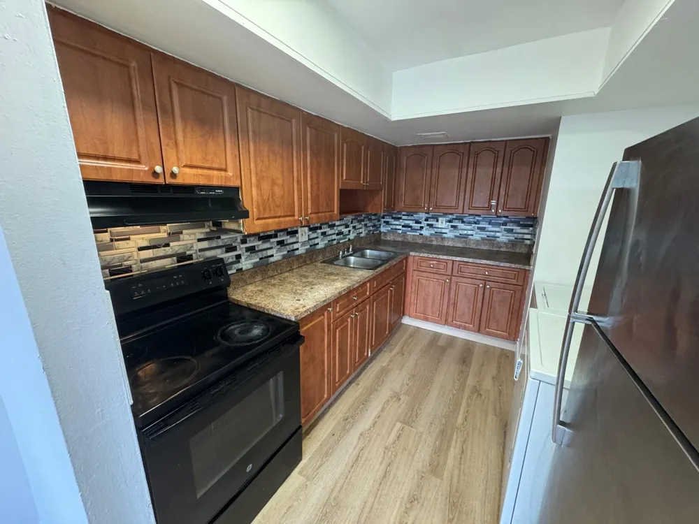 5830 NW 21ST STREET #40-E Lauderhill, FL 33313